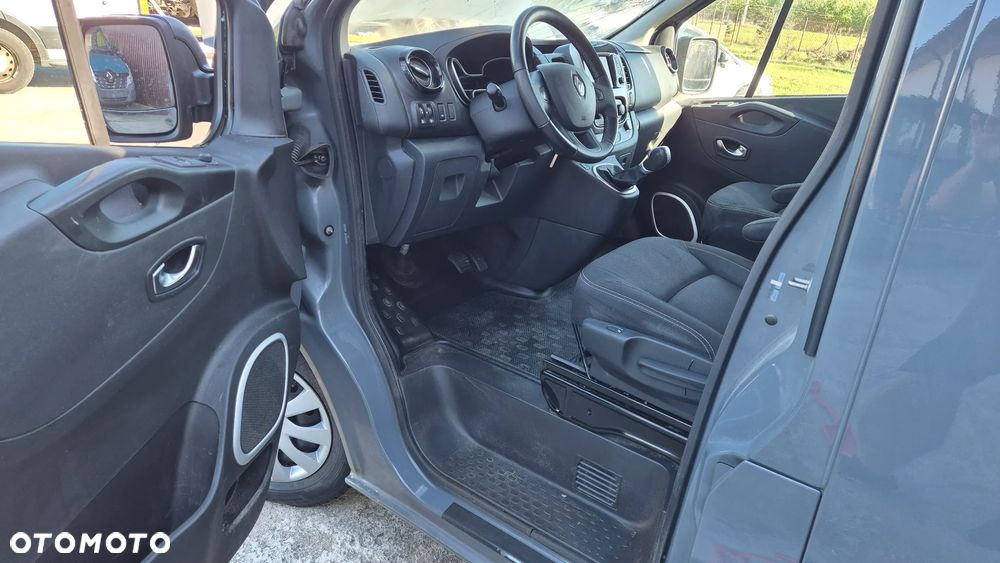 Renault Trafic Grand 2.0 dCi EDC - 22