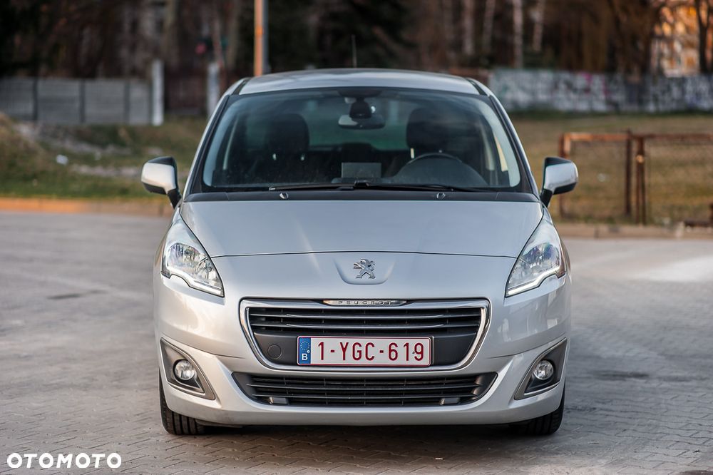 Peugeot 5008 - 25