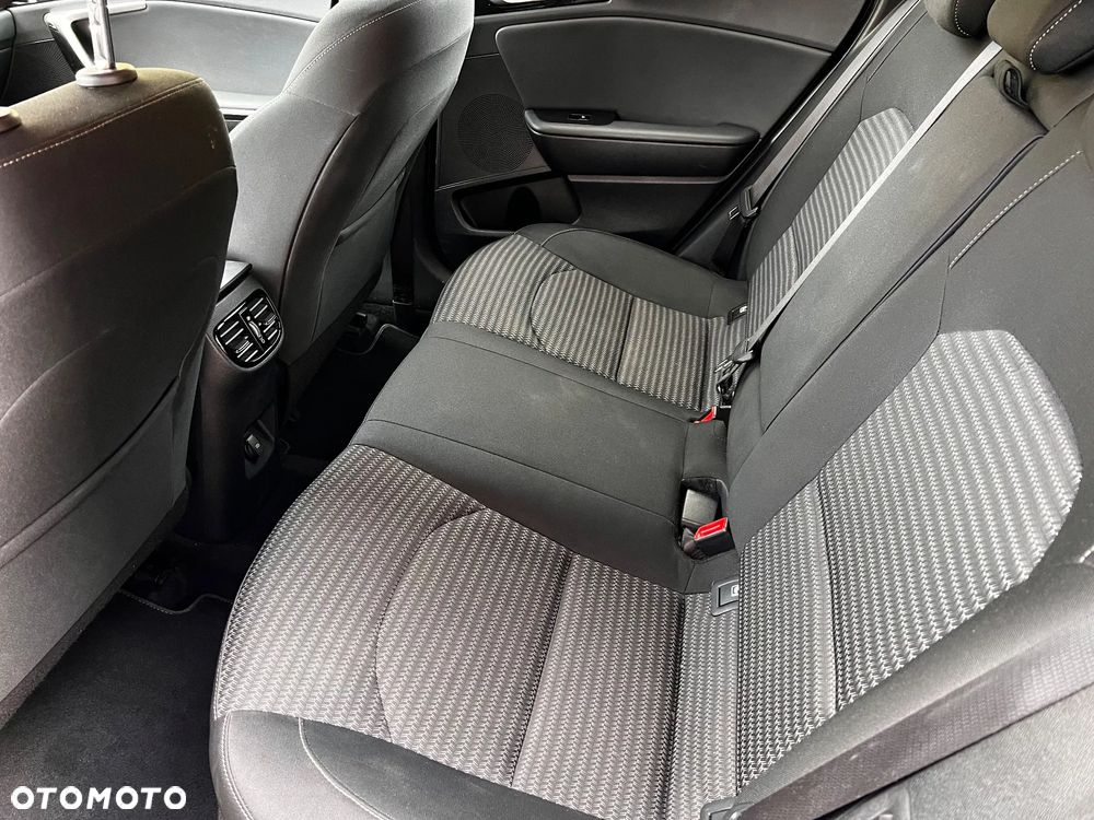 Kia Ceed 1.6 GDI DCT OPF Spirit - 19