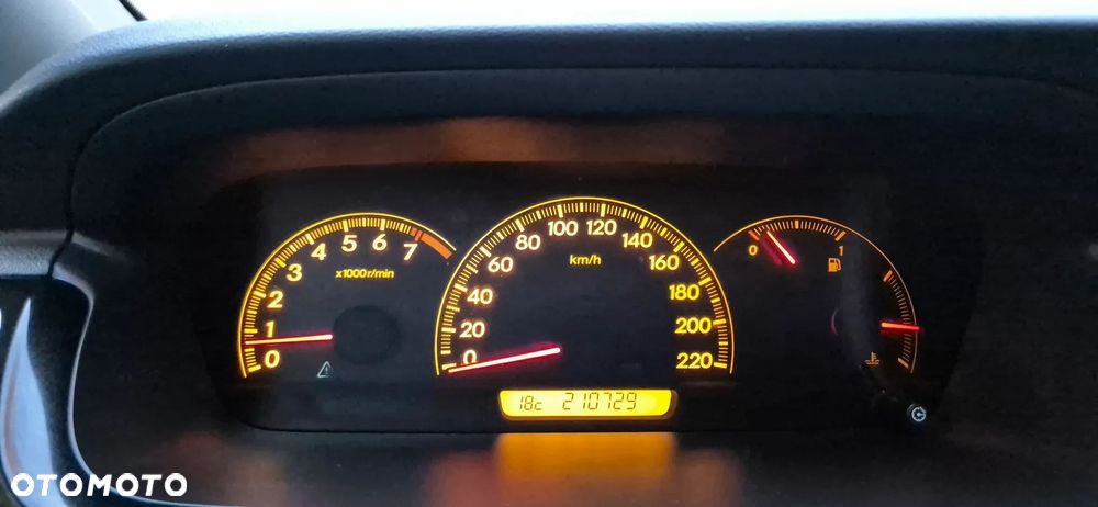 Honda FR-V 1.7 - 16