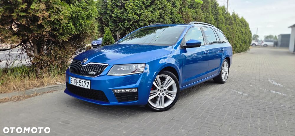 Skoda Octavia 2.0 TDI DSG RS - 23