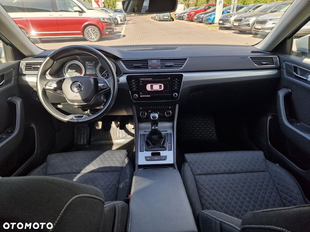 Skoda Superb 1.5 TSI Ambition - 16