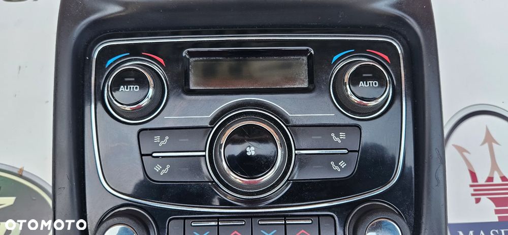 Jaguar XJ 351 LIFT 2015- Panel sterowania klimatyzacją tył Panel klimatyzacji tylny FW93-18D687-DE Kanapa grzana wentylowana - 4