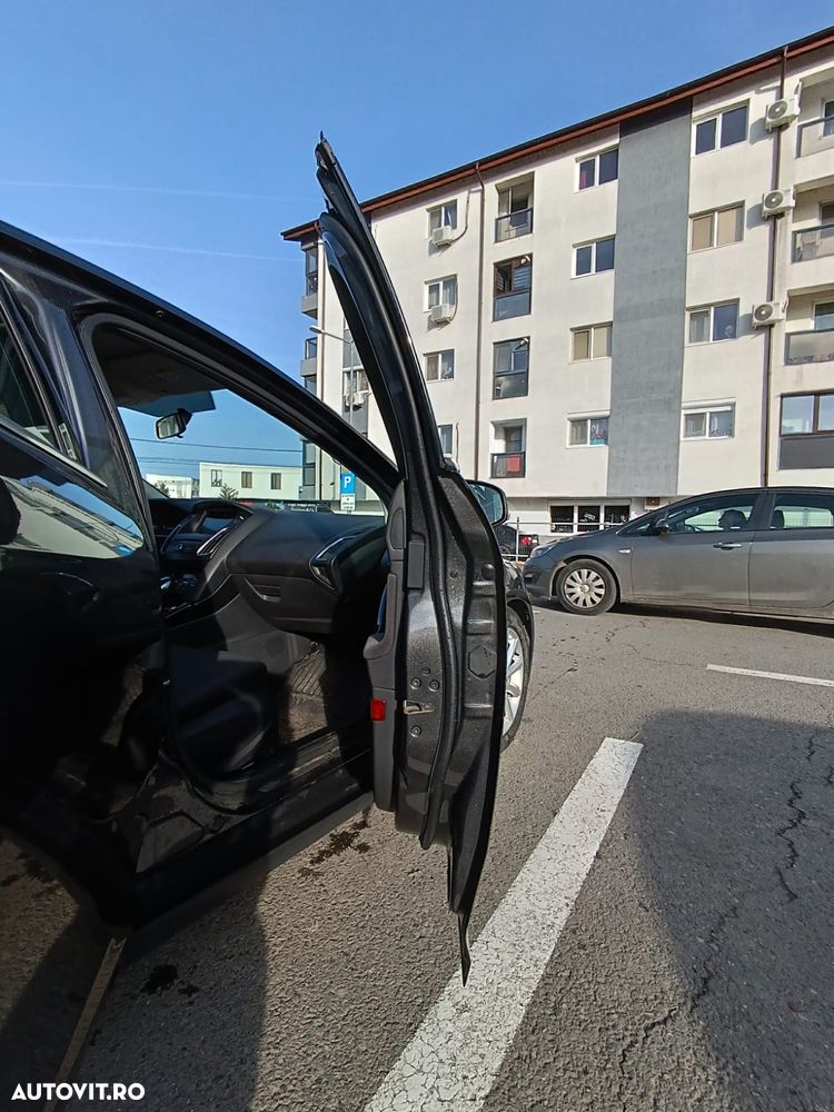 Ford Focus 1.5 EcoBlue Titanium - 8
