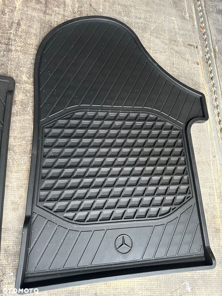 MERCEDES 447 v klasa metris  Vito gumowe dywaniki ORYGINALNE MB - 3