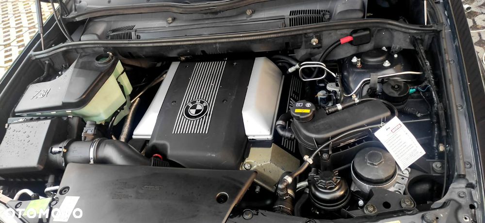 BMW X5 4.4i - 18