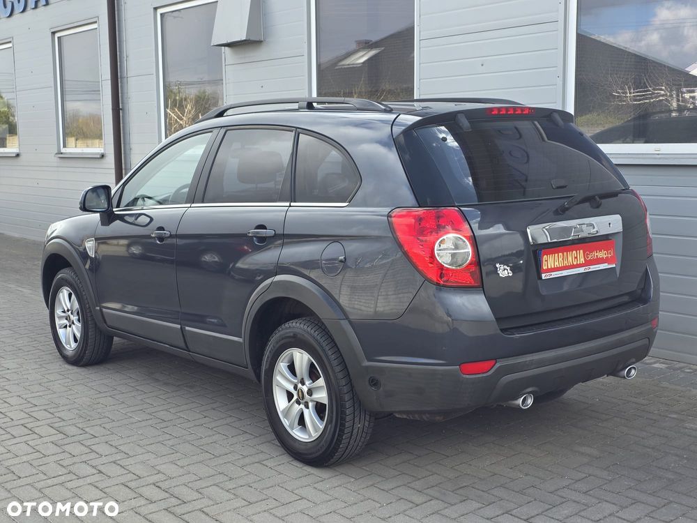Chevrolet Captiva 2.4 LS 5os - 10