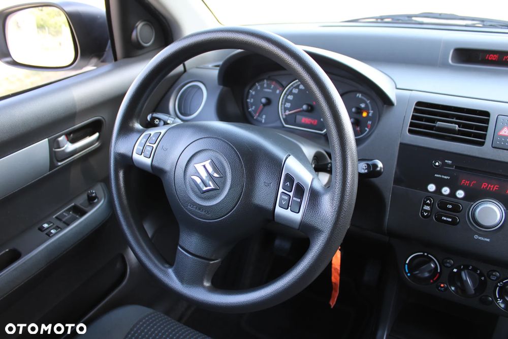 Suzuki Swift - 16