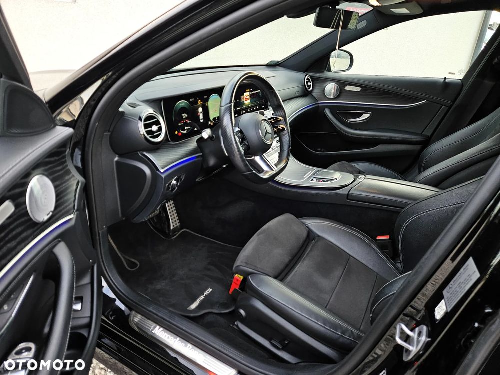 Mercedes-Benz Klasa E 220 d 4-Matic AMG - 8