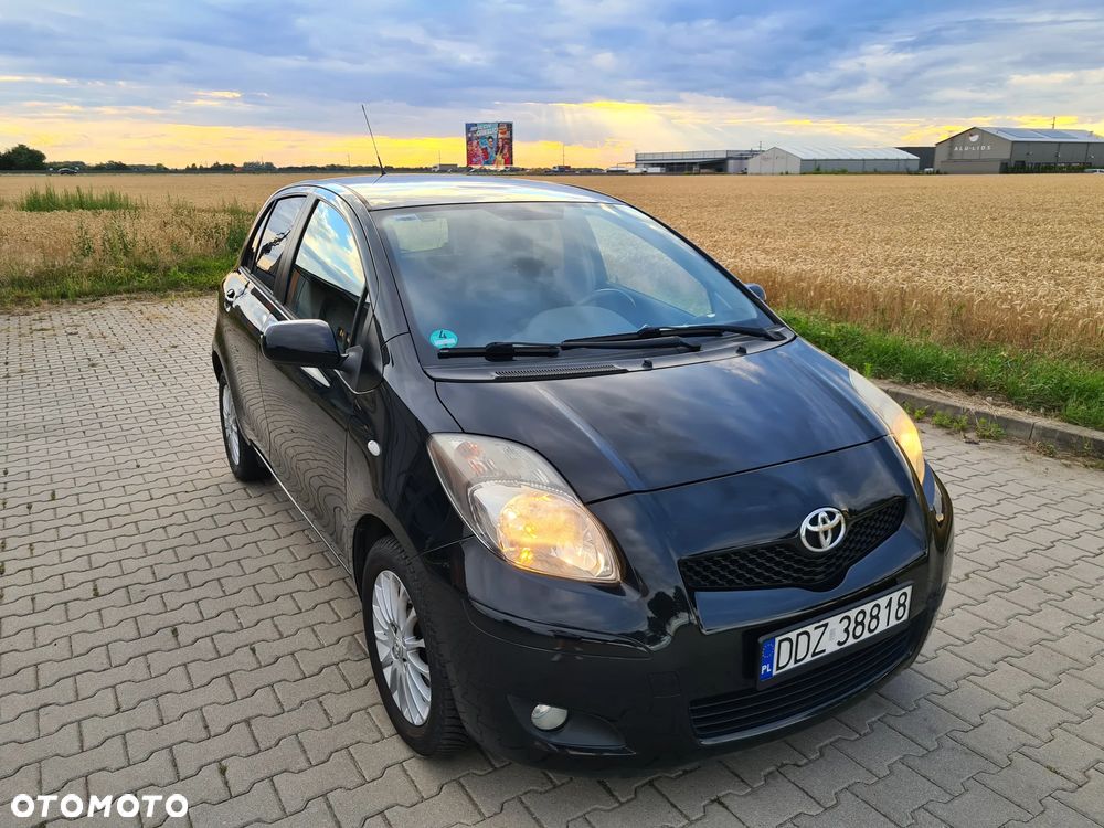 Toyota Yaris 1.33 Prestige - 3
