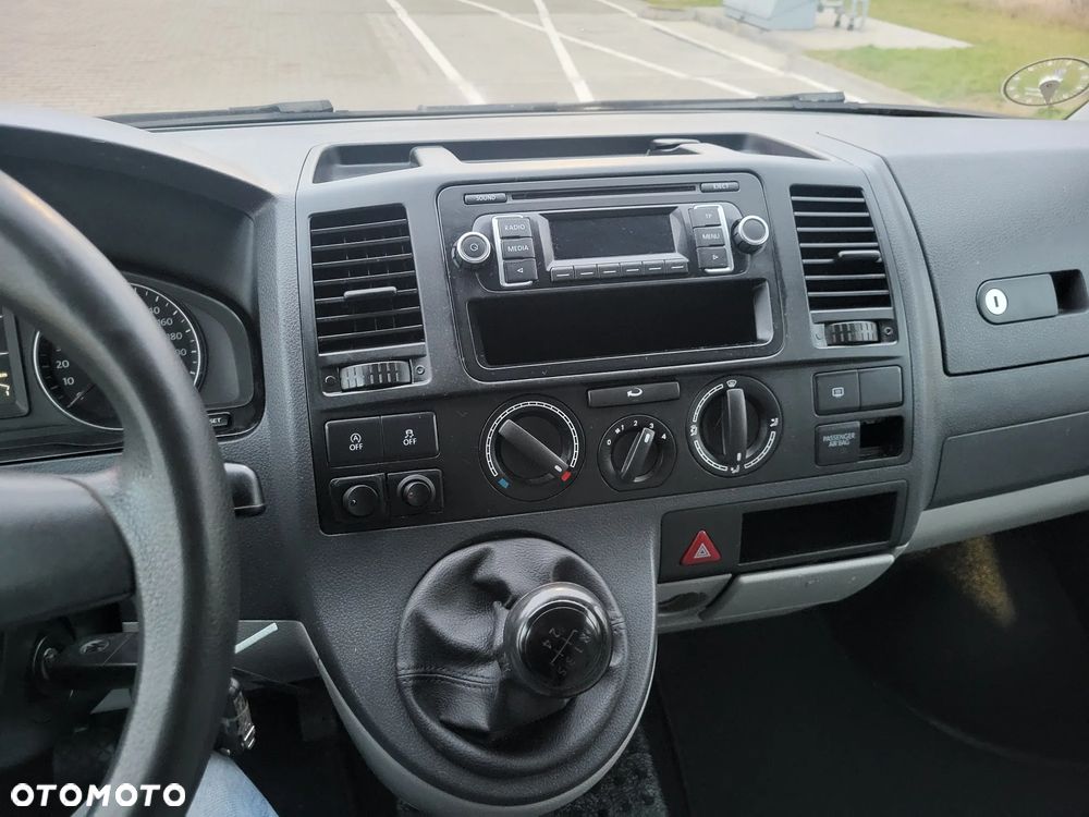 Volkswagen Transporter - 31