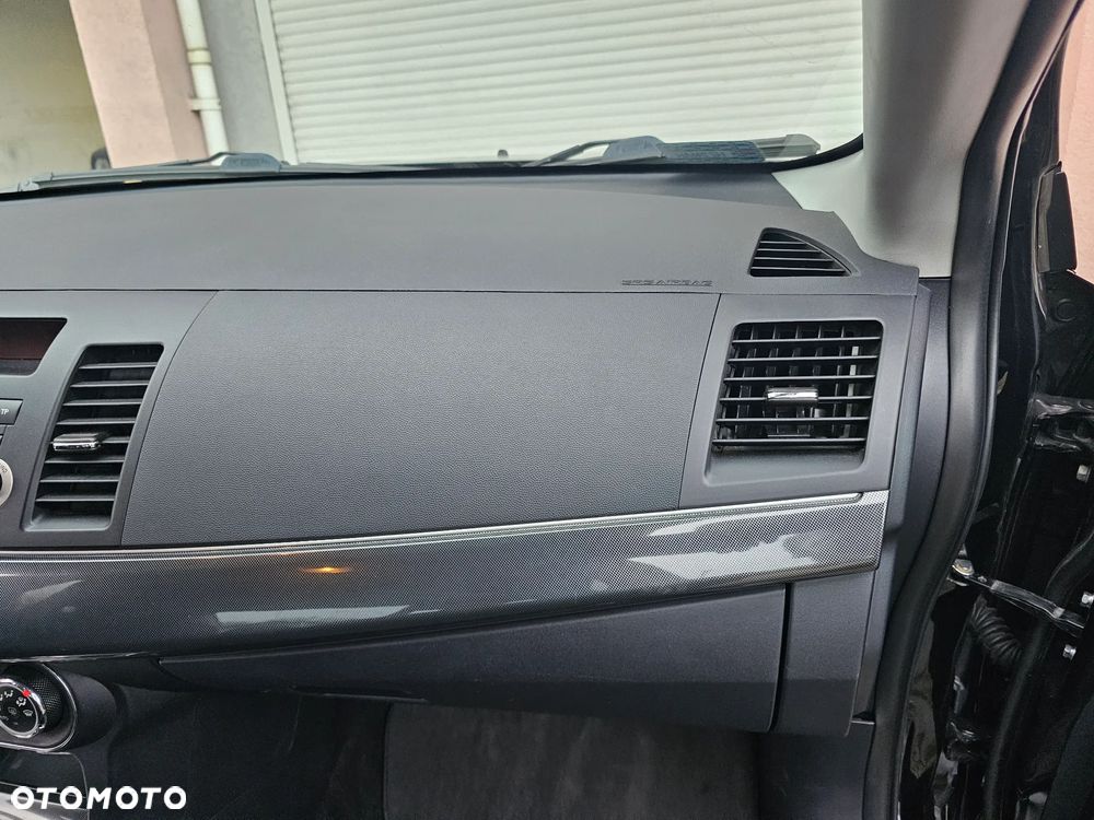 Mitsubishi Lancer - 19