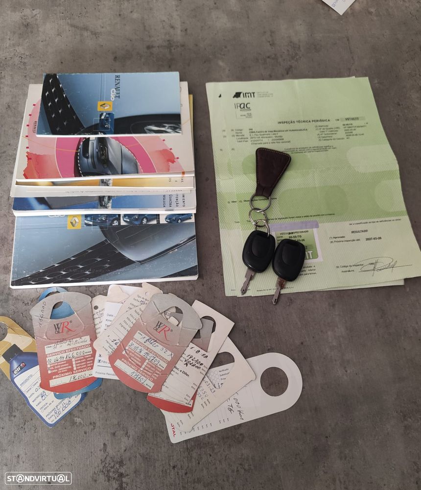 Renault Clio - 16