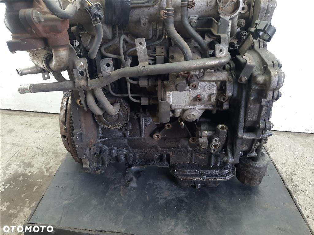 Silnik słupek diesel Nissan Almera  N16 2.2DCI 110KM 2000-2006 KOD : YD22 - 5