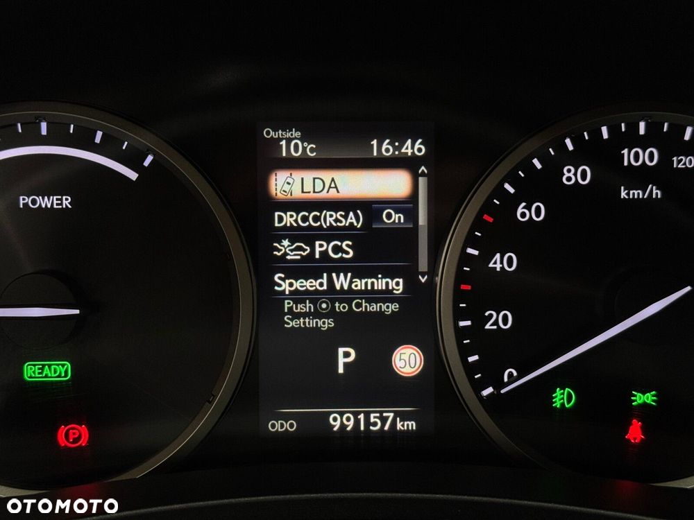 Lexus NX 300h Business Edition AWD - 33