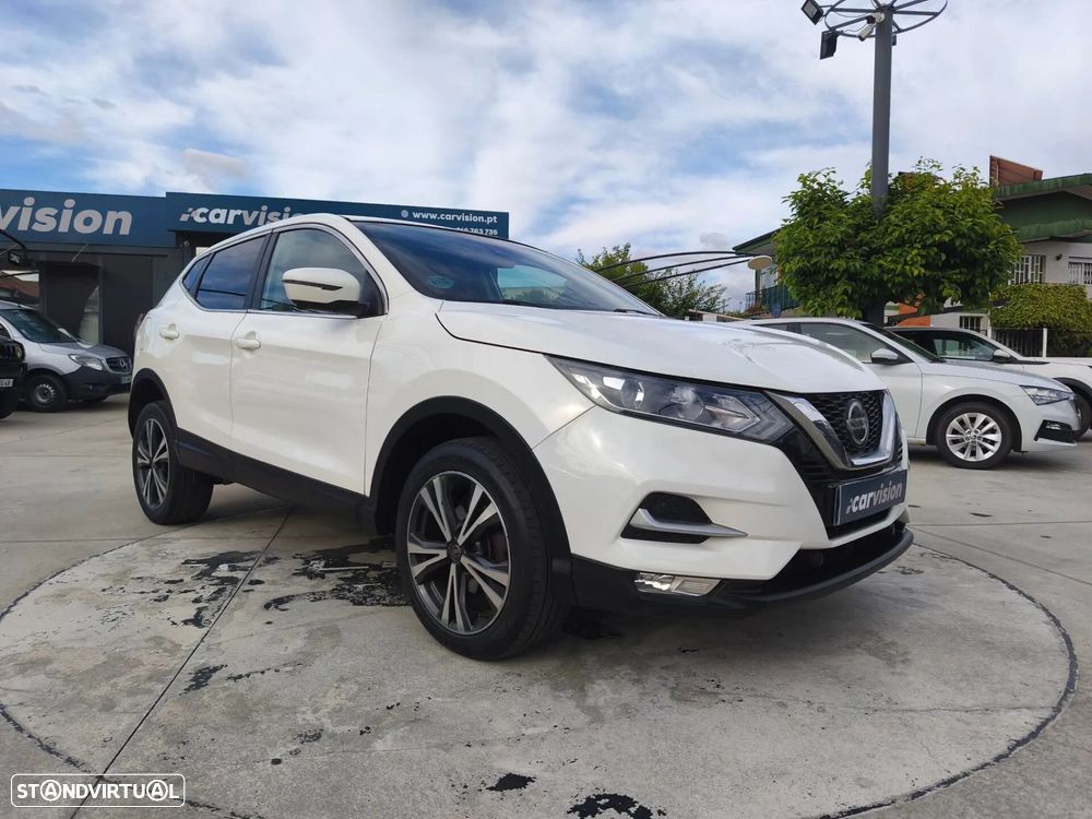 Nissan Qashqai 1.7 dCi Tekna+ 4x4-i - 1