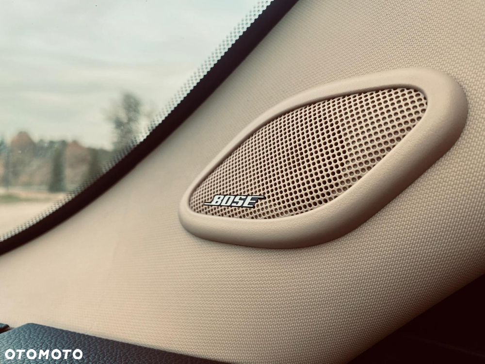 Chevrolet Tahoe - 22