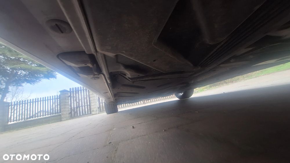 Mercedes-Benz Klasa A 180 7G-DCT Activity Edition - 27