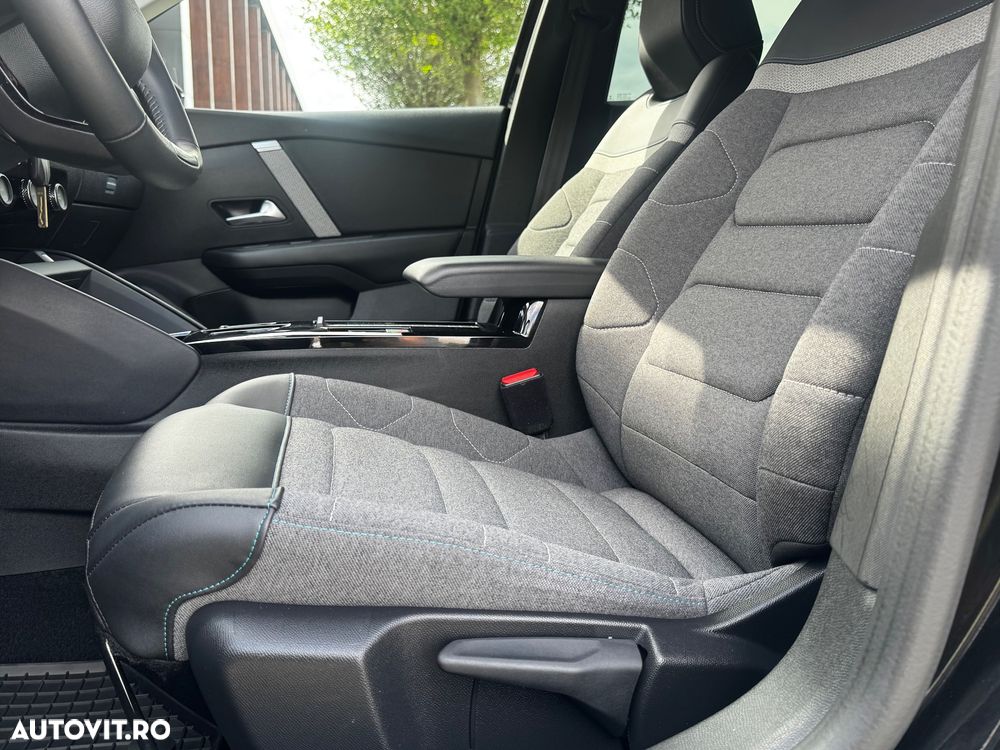 Citroën C4 1.5 BlueHDi S&S EAT8 Feel Pack - 23