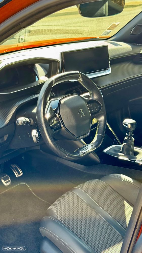 Peugeot 2008 PureTech 130 Stop&Start GT-Line Edition - 8