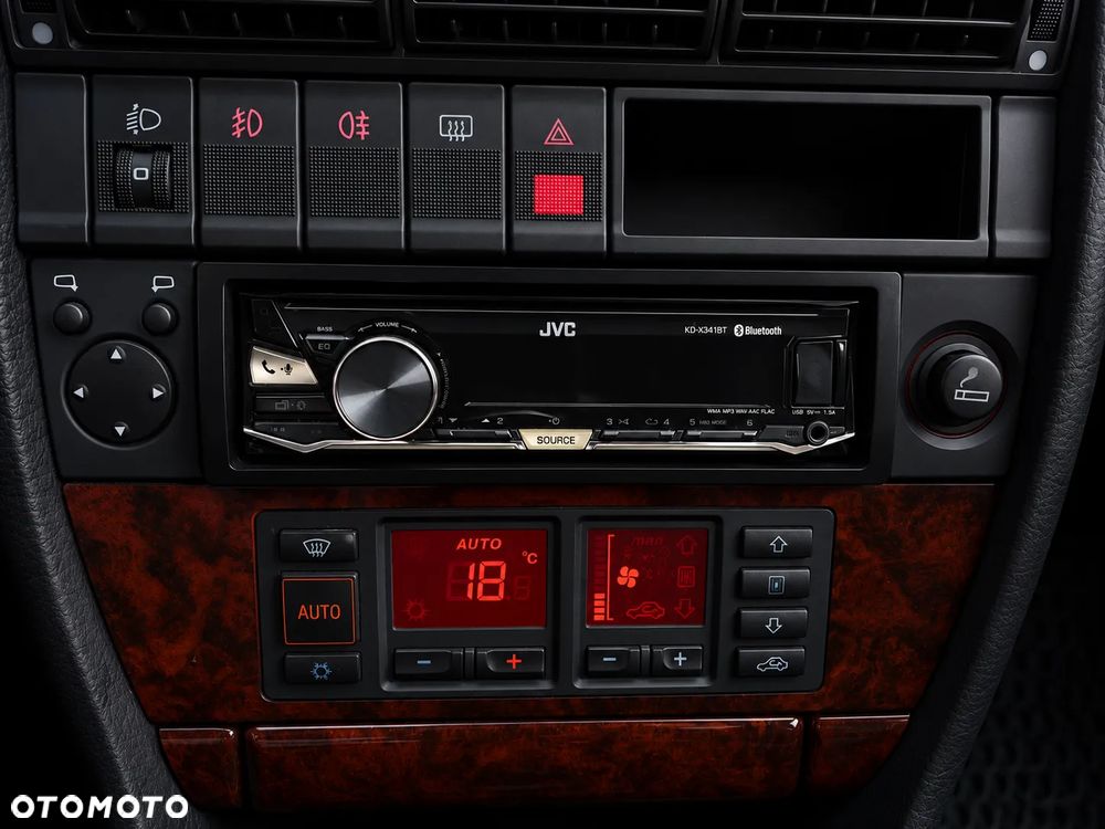 Audi 100 2.6 E - 26