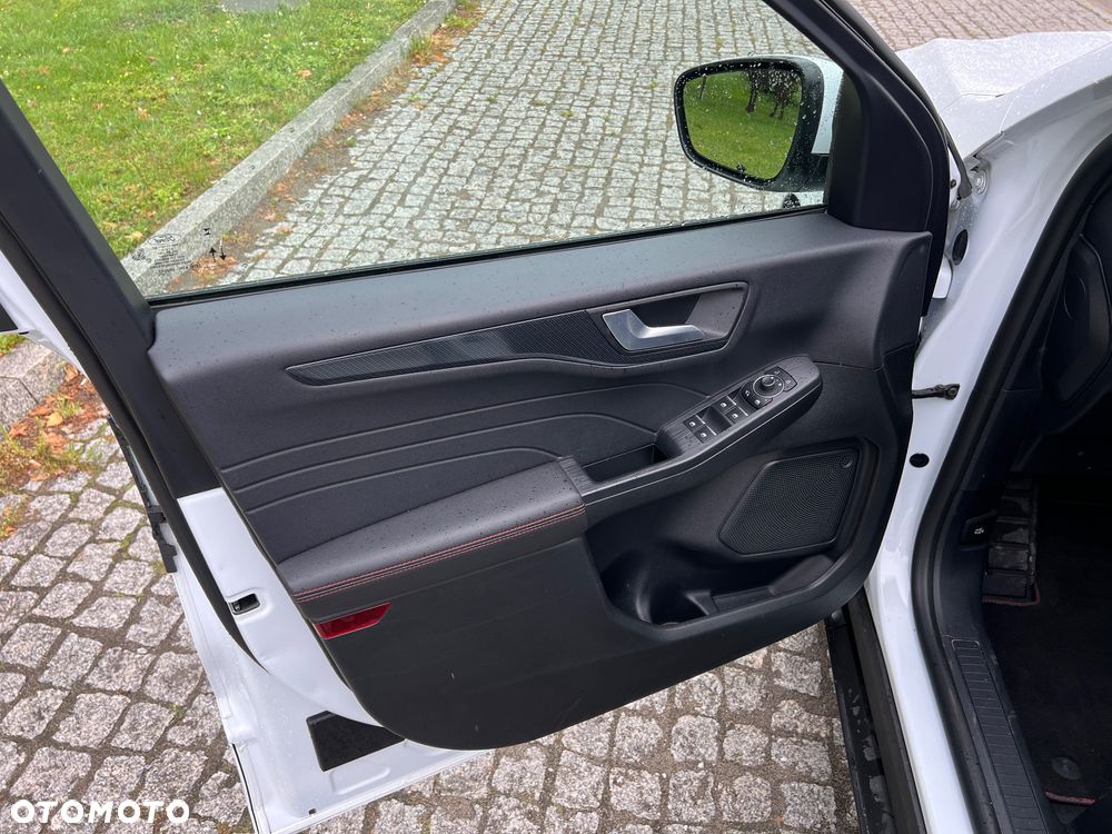 Ford Kuga 2.5 Duratec FHEV ST-LINE - 16