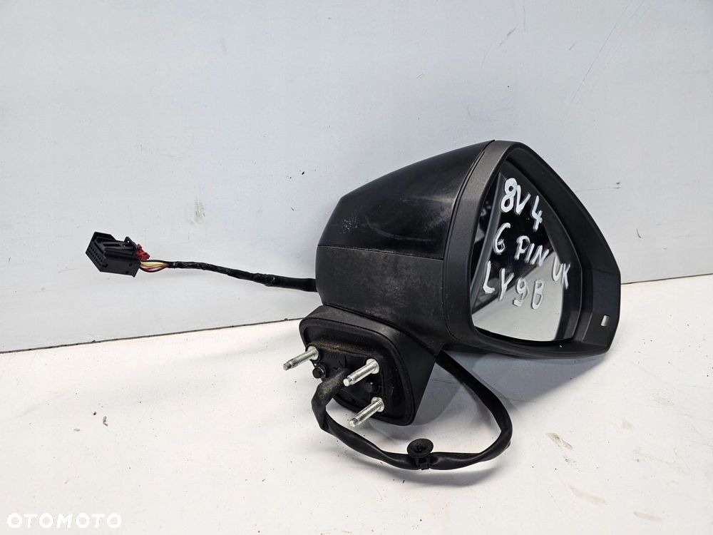 LUSTERKO ZEWNĘTRZNE PRAWE AUDI A3 8V LY9B 6-PIN UK - 2
