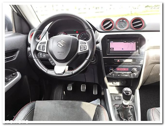 Suzuki Vitara 1.4 Boosterjet Premium 2WD - 32