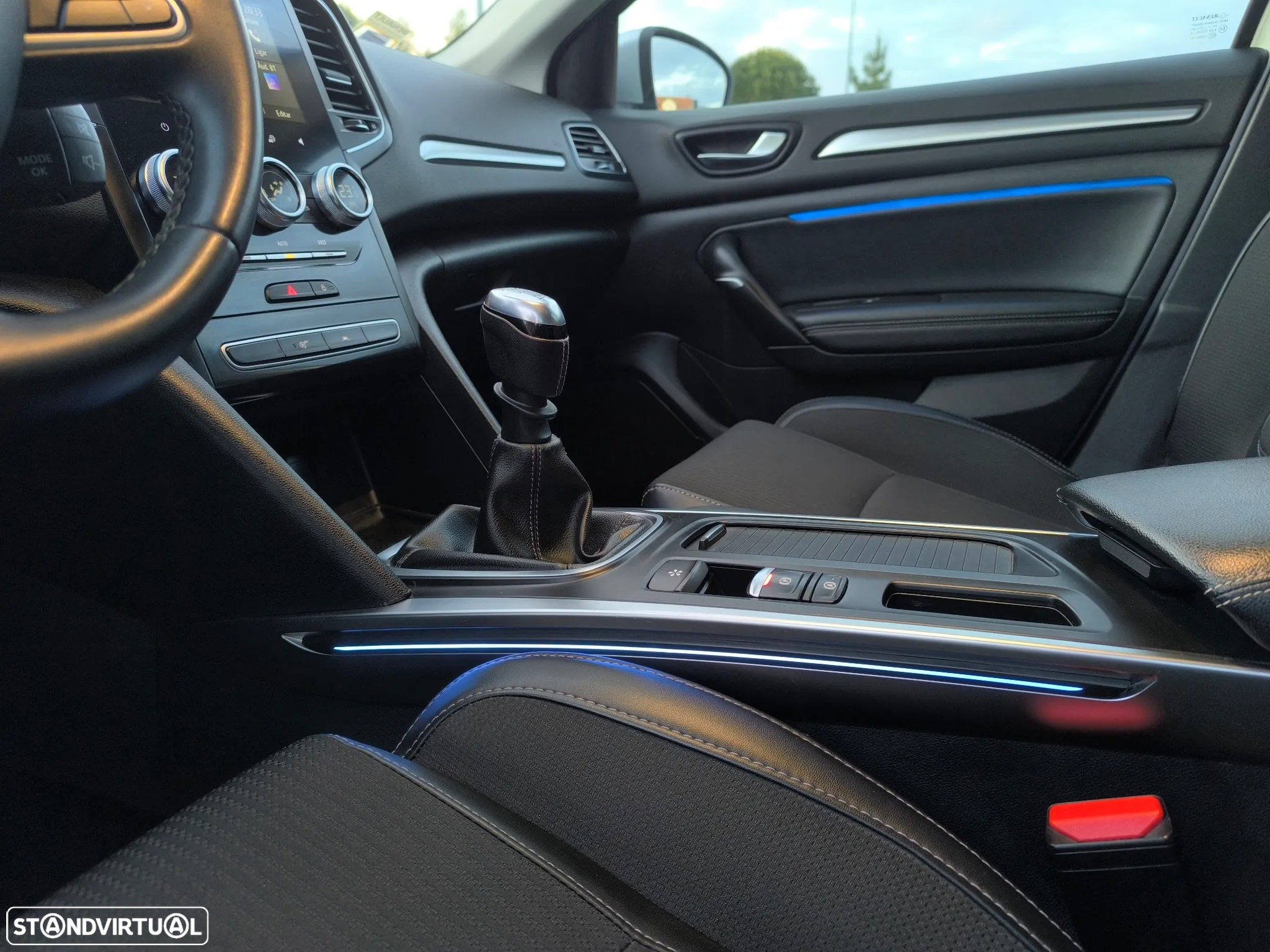 Renault Mégane Sport Tourer 1.5 Blue dCi Intens - 12