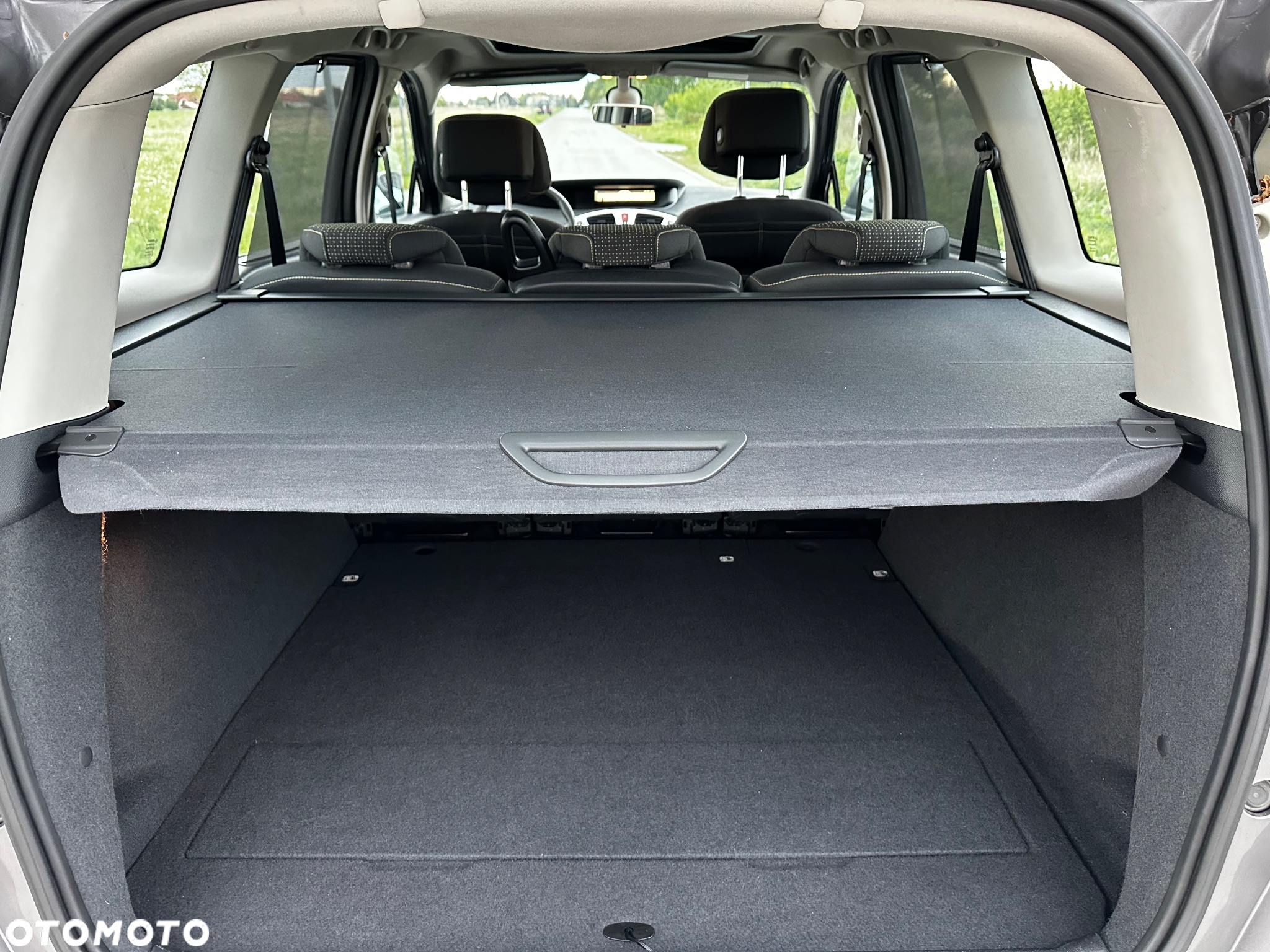 Renault Scenic - 12
