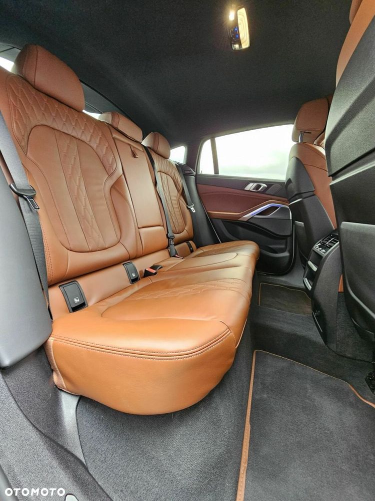 BMW X6 xDrive30d mHEV - 34