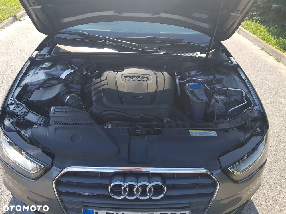Audi A4 Avant 2.0 TDI DPF quattro Attraction - 30