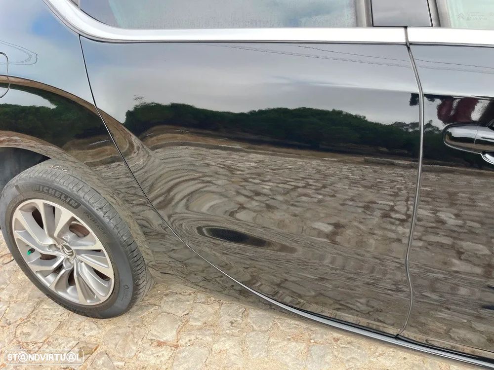 Citroën DS4 1.6 e-HDi So Chic CMP6 - 17