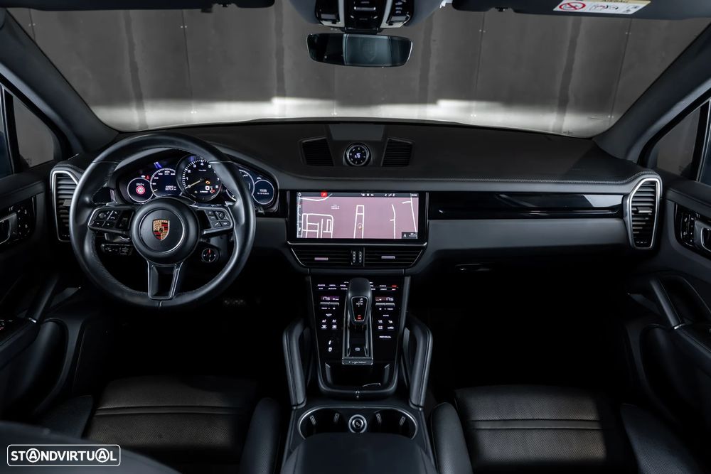 Porsche Cayenne - 9