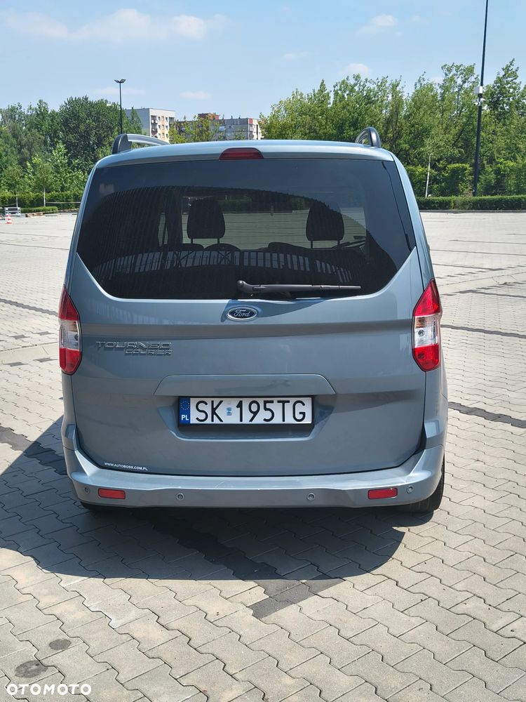 Ford Tourneo Courier 1.5 TDCi Titanium - 6