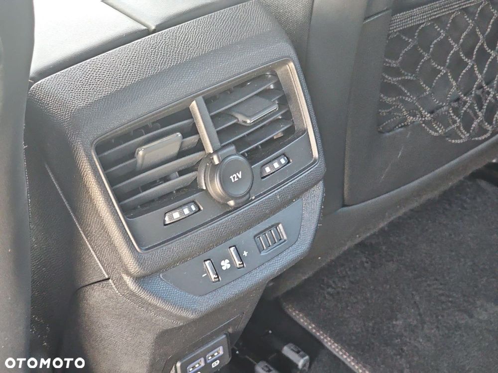 Peugeot 5008 1.6 PureTech GT S&S EAT8 - 36