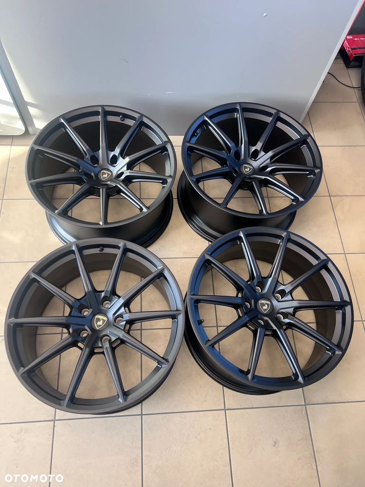 Oryginalne Felgi Lamborghini URUS 21'' Black Matt - 8