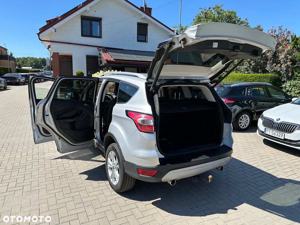 Ford Kuga - 26
