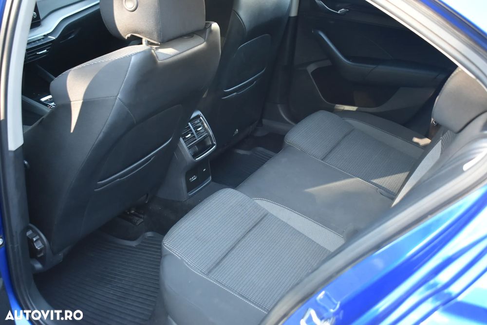 Skoda Octavia 2.0 TDI DSG Ambition - 18