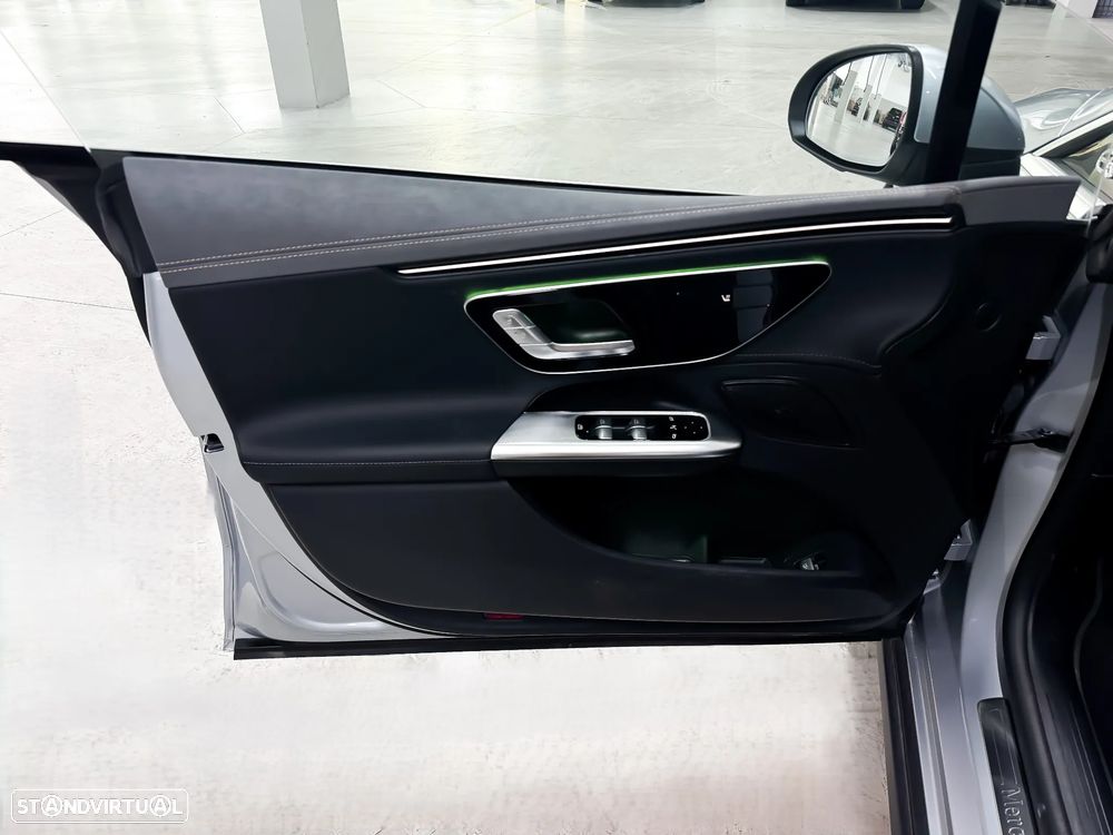 Mercedes-Benz EQE 350 - 11