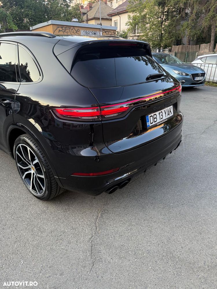 Porsche Cayenne S - 20