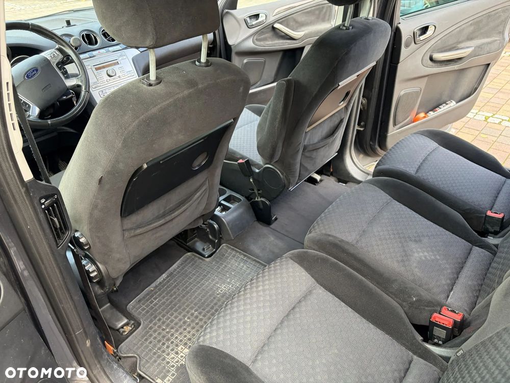 Ford Galaxy 1.8 TDCi Ghia - 11