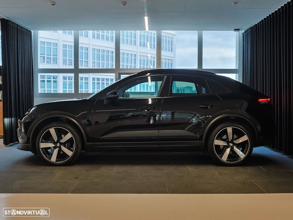 Porsche Macan Electric 4 - 9