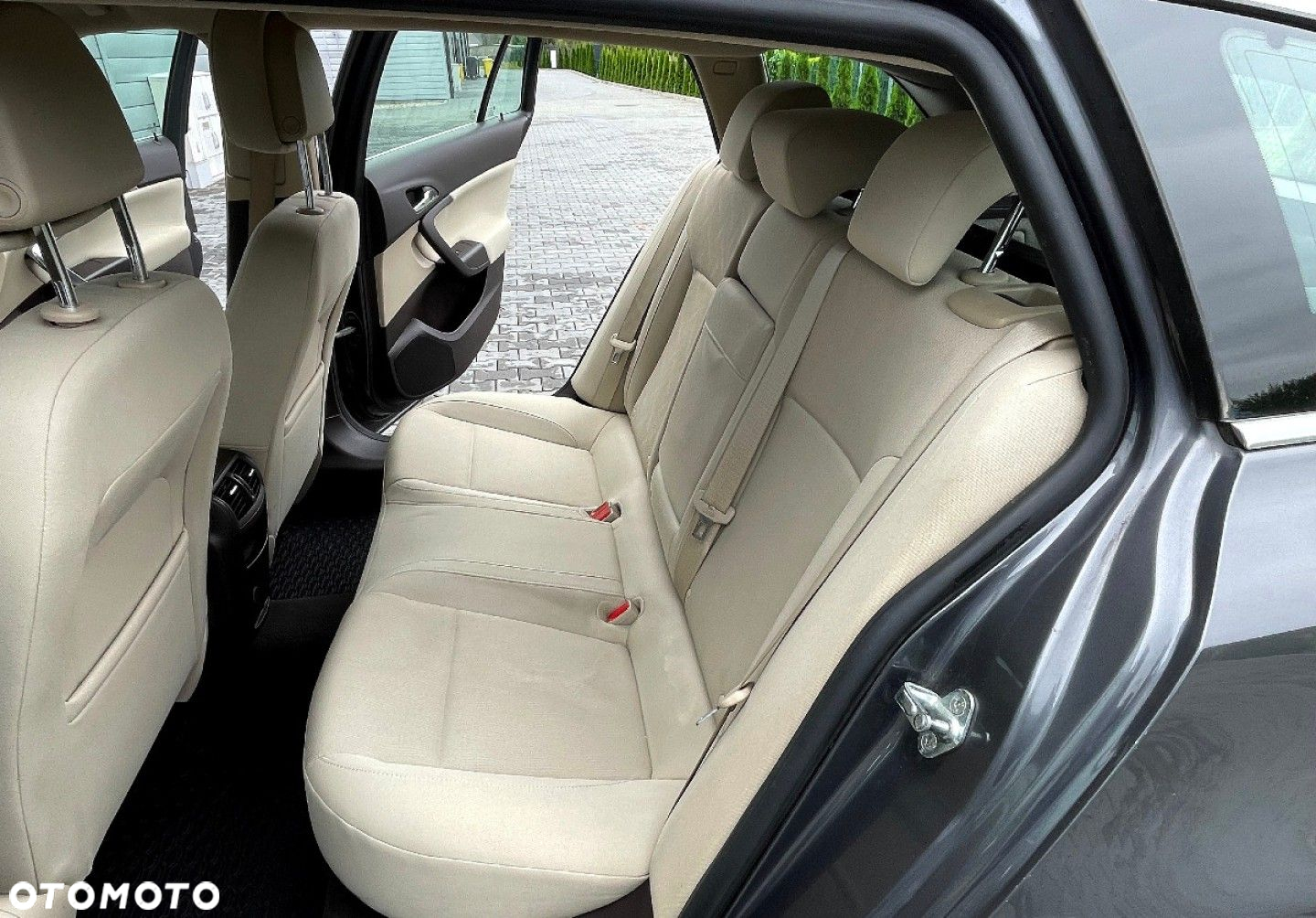Opel Insignia - 15