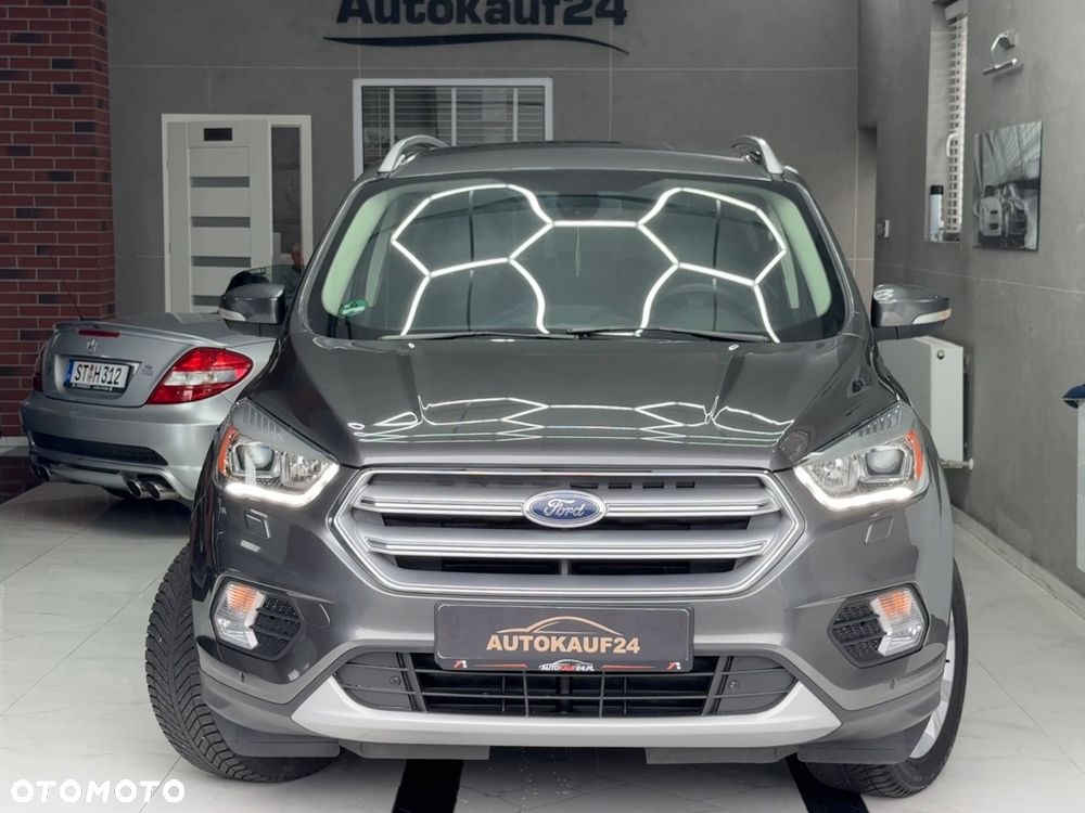 Ford Kuga 2.0 TDCi 4x4 Titanium - 4