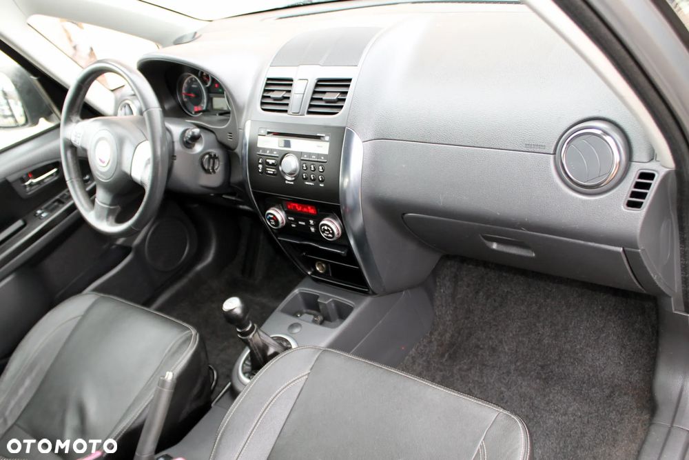 Fiat Sedici 1.6 16V 4x4 Emotion - 14
