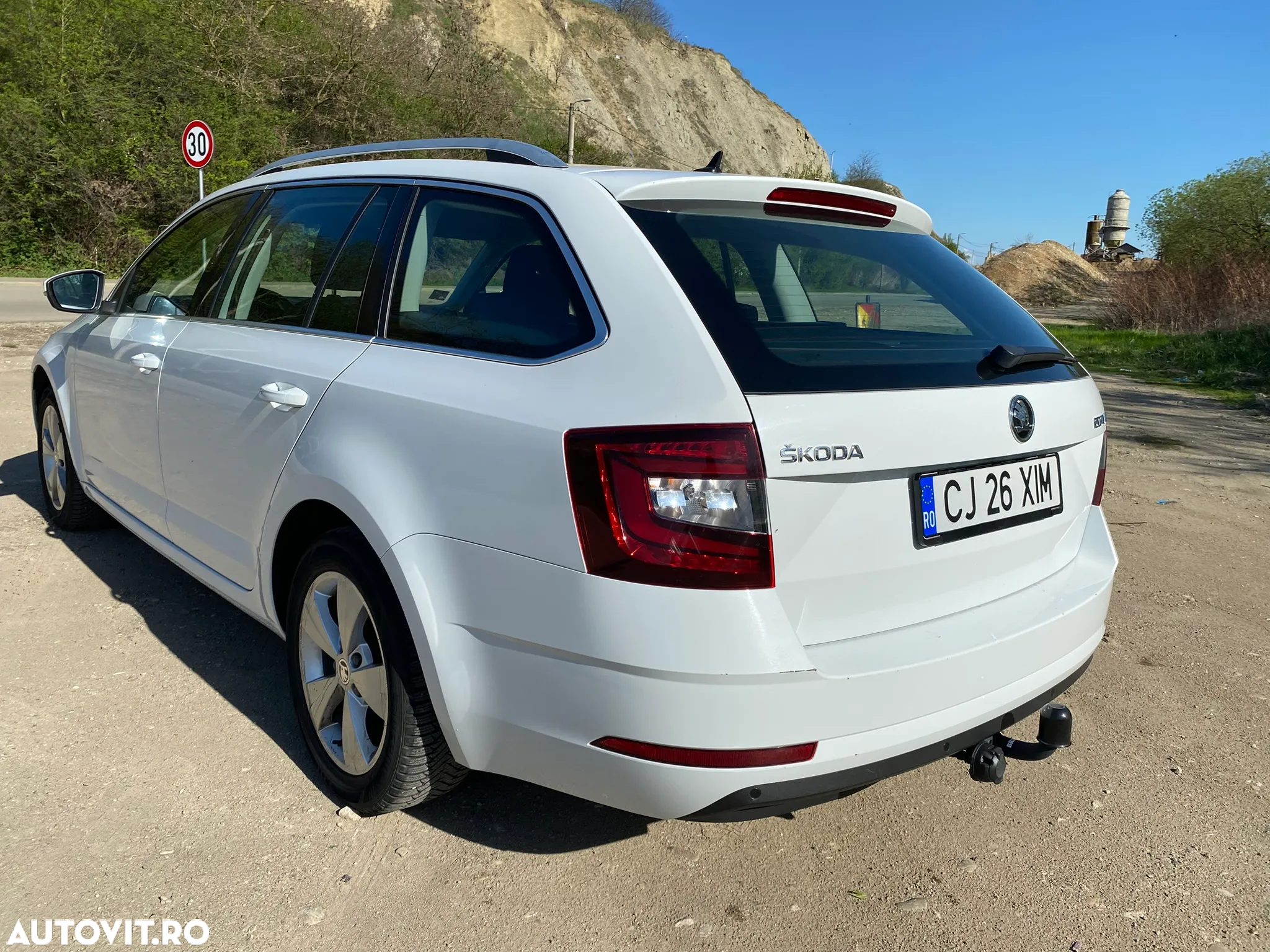 Skoda Octavia 1.5 TSI ACT DSG Style - 6