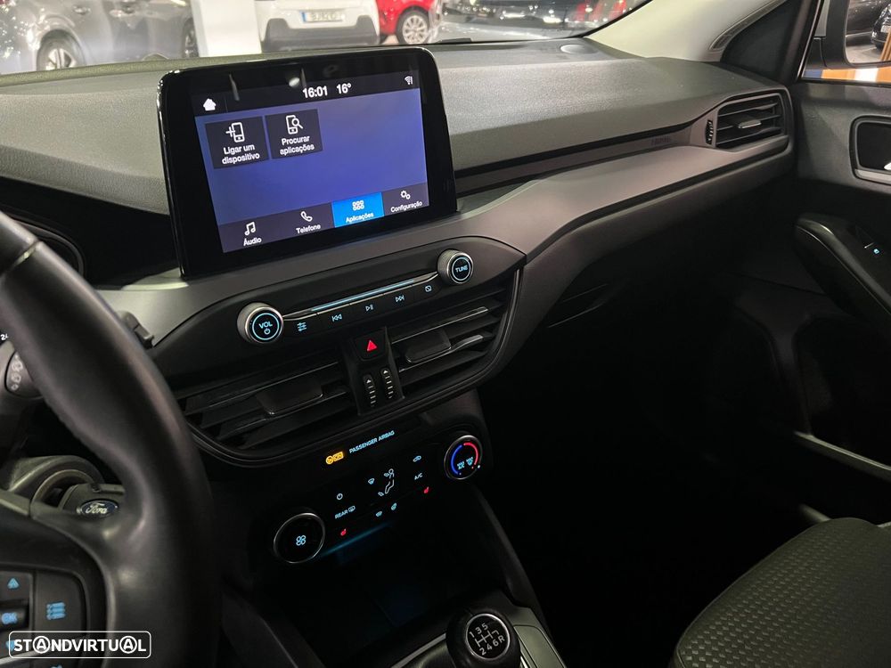 Ford Focus SW 1.0 EcoBoost Active - 20