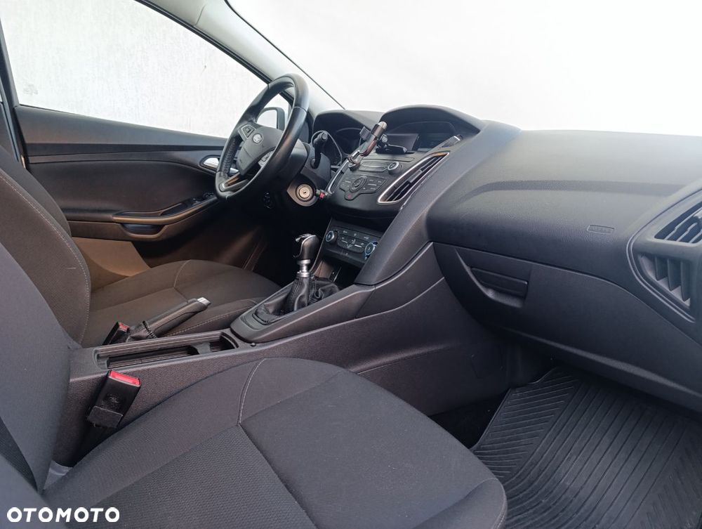 Ford Focus 1.5 TDCi Trend - 10