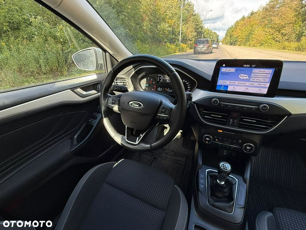 Ford Focus SW 1.0 EcoBoost Trend Edition - 25